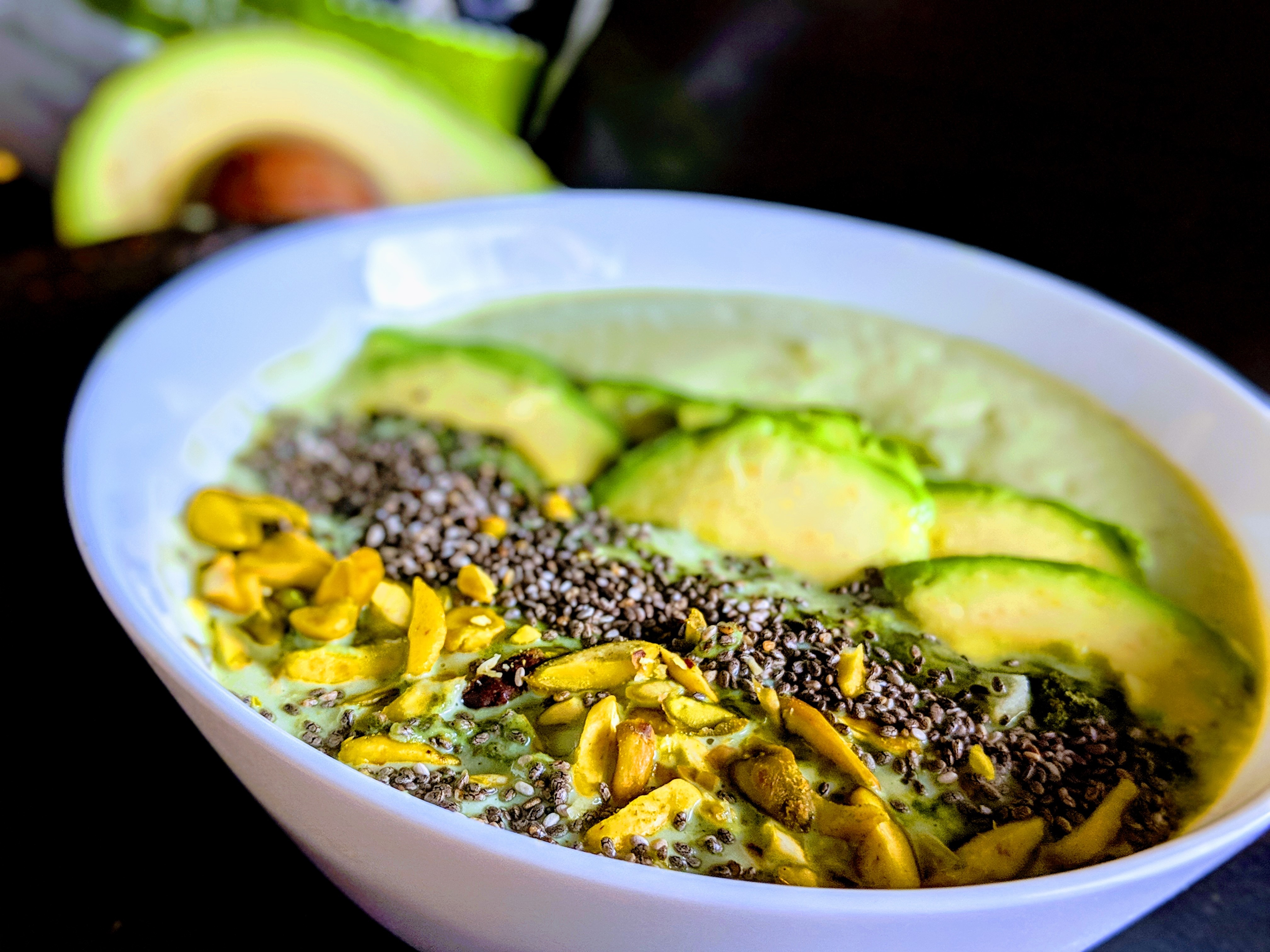 Immunity booster Avocado kale Smoothie bowl Sizzling Bite